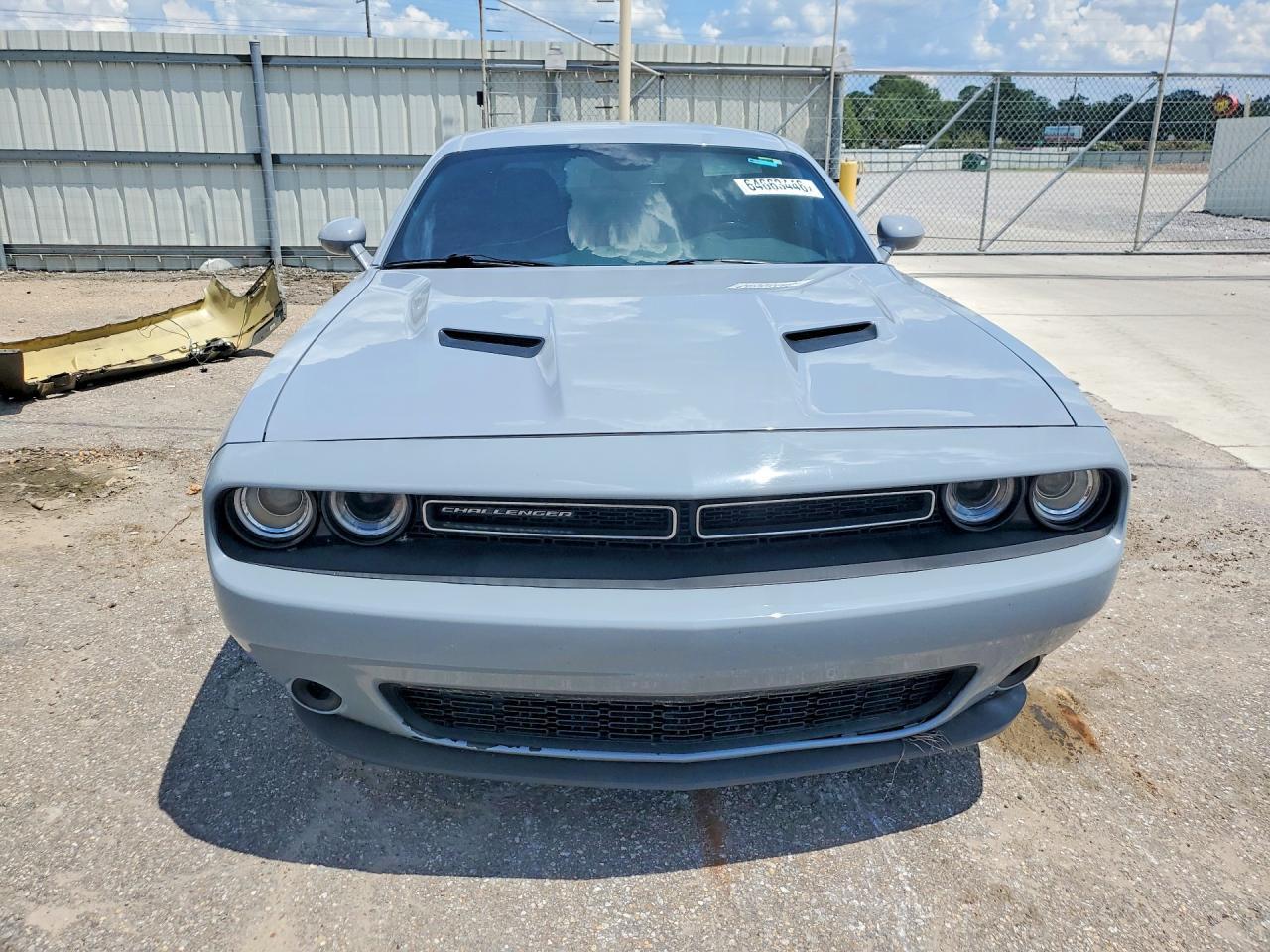 2021 Dodge Challenger Sxt - zdjęcie 5