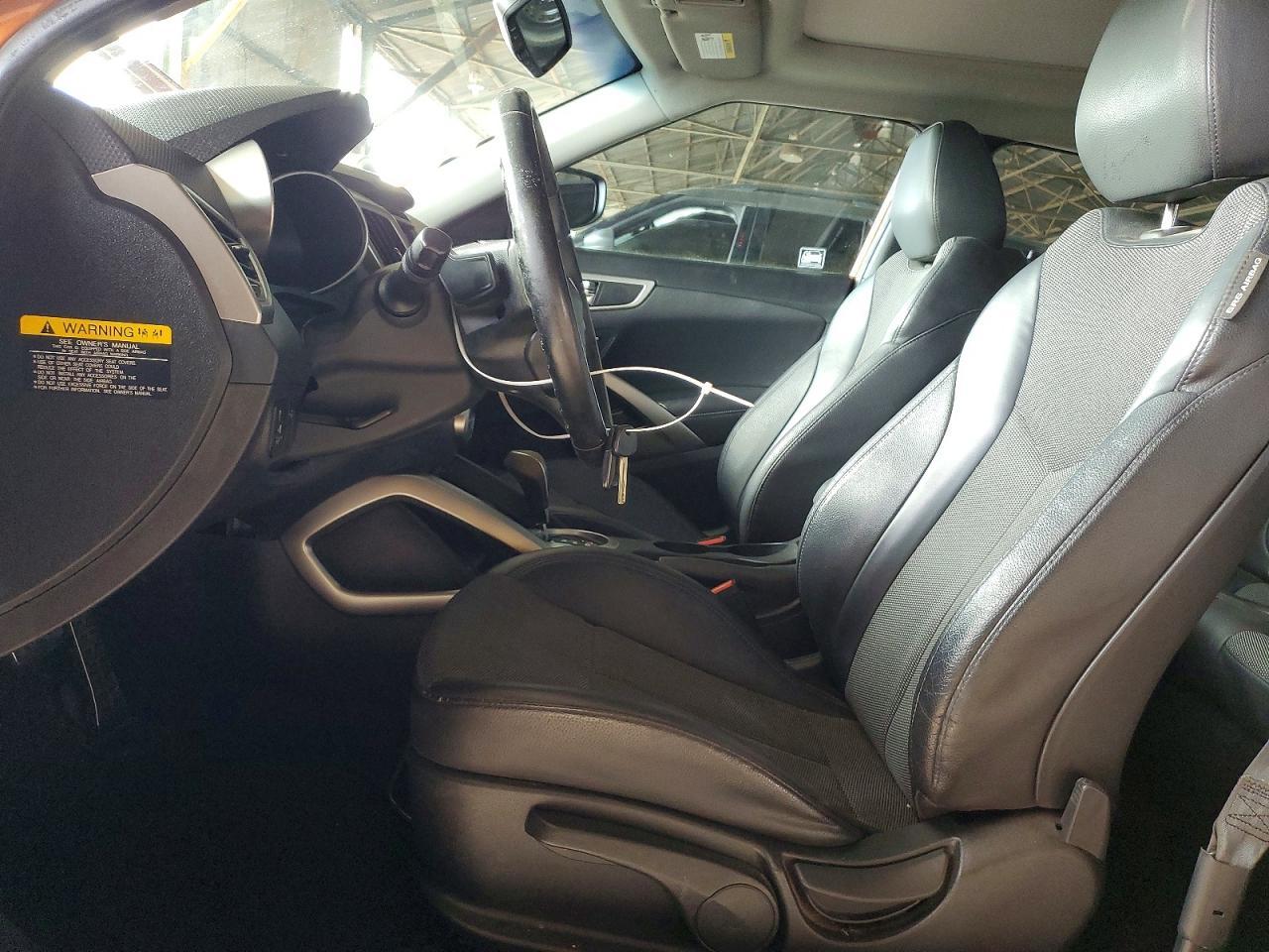 2013 Hyundai Veloster Base - zdjęcie 7