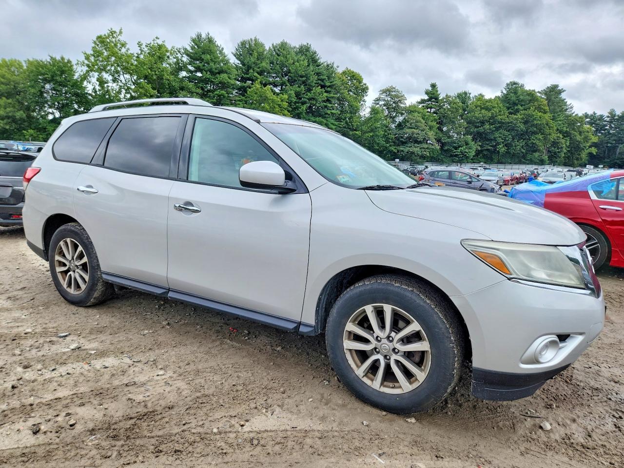 2015 Nissan Pathfinder S - zdjęcie 4
