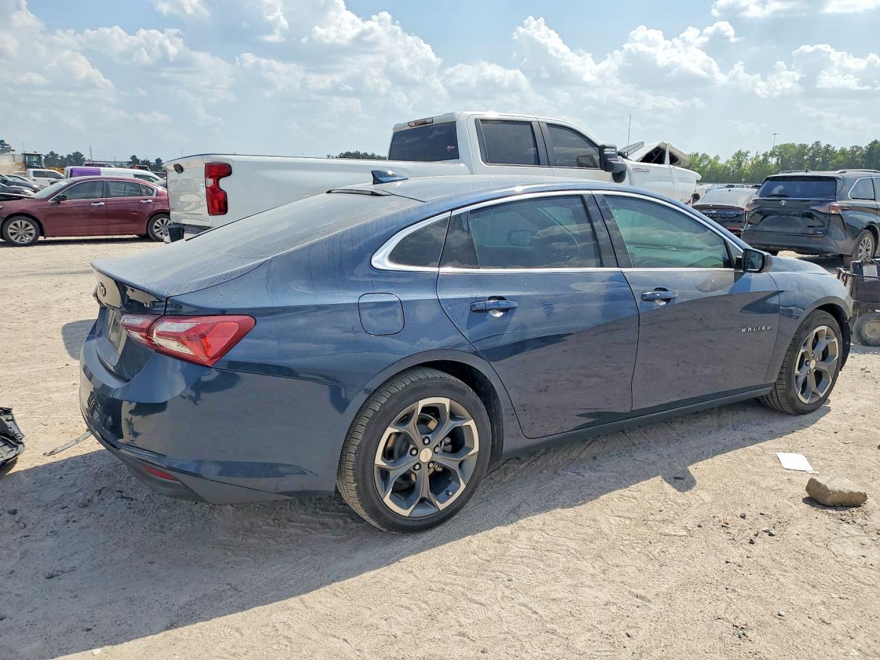 2020 Chevrolet Malibu Lt - zdjęcie 3