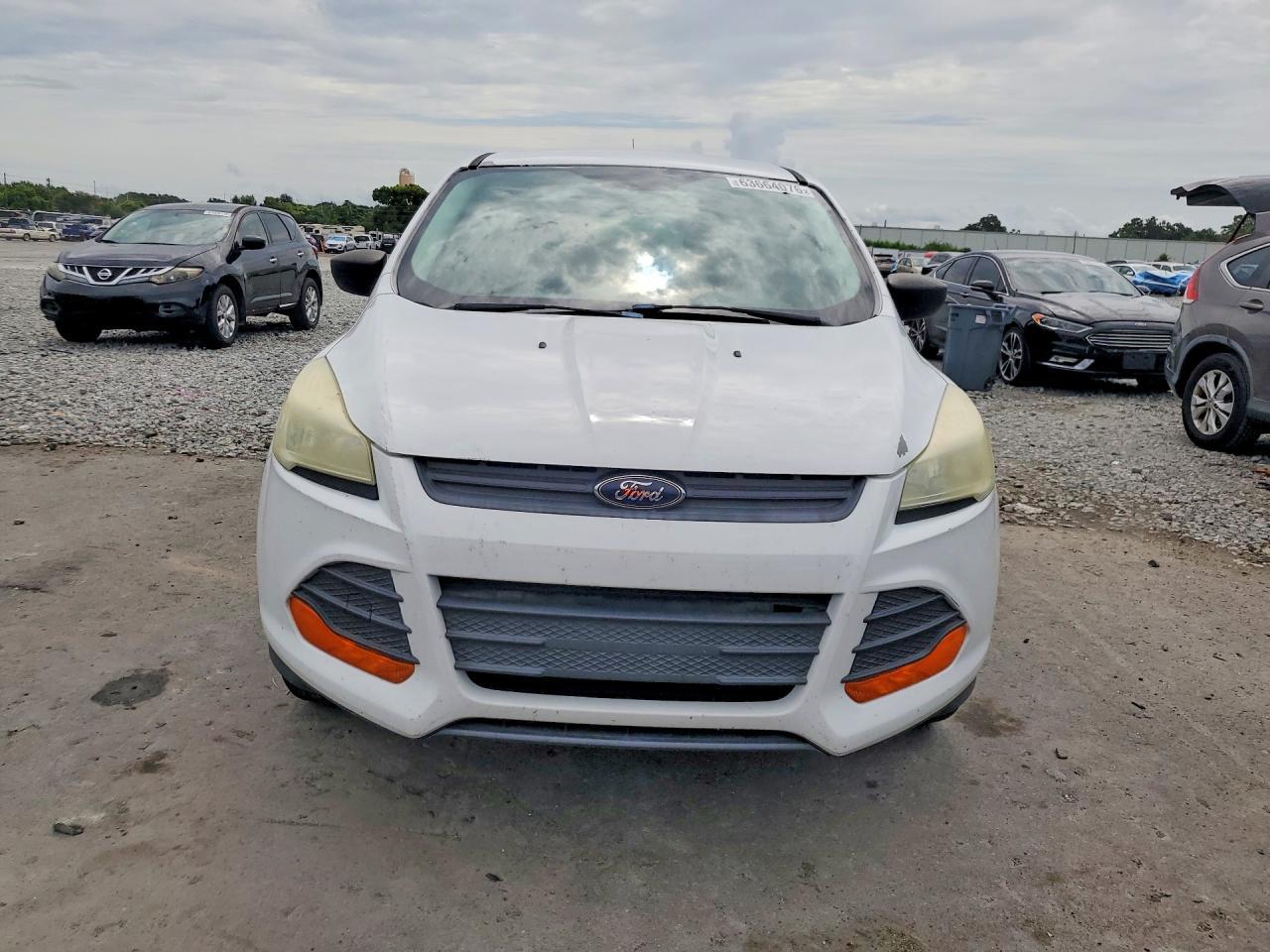 2016 Ford Escape S - zdjęcie 5