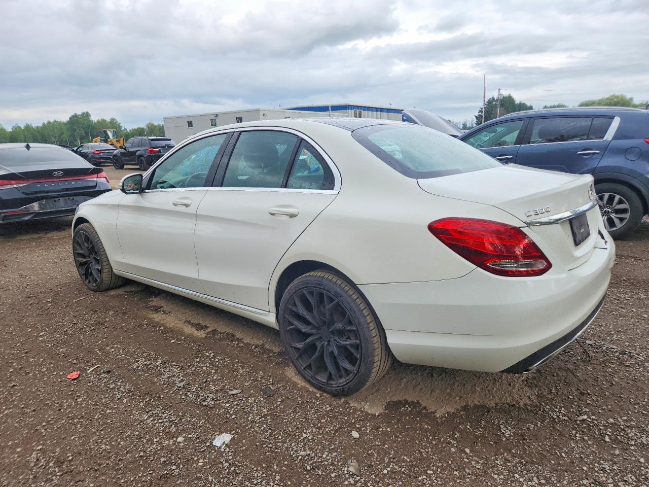 2015 Mercedes-Benz C 300 4Matic - zdjęcie 2