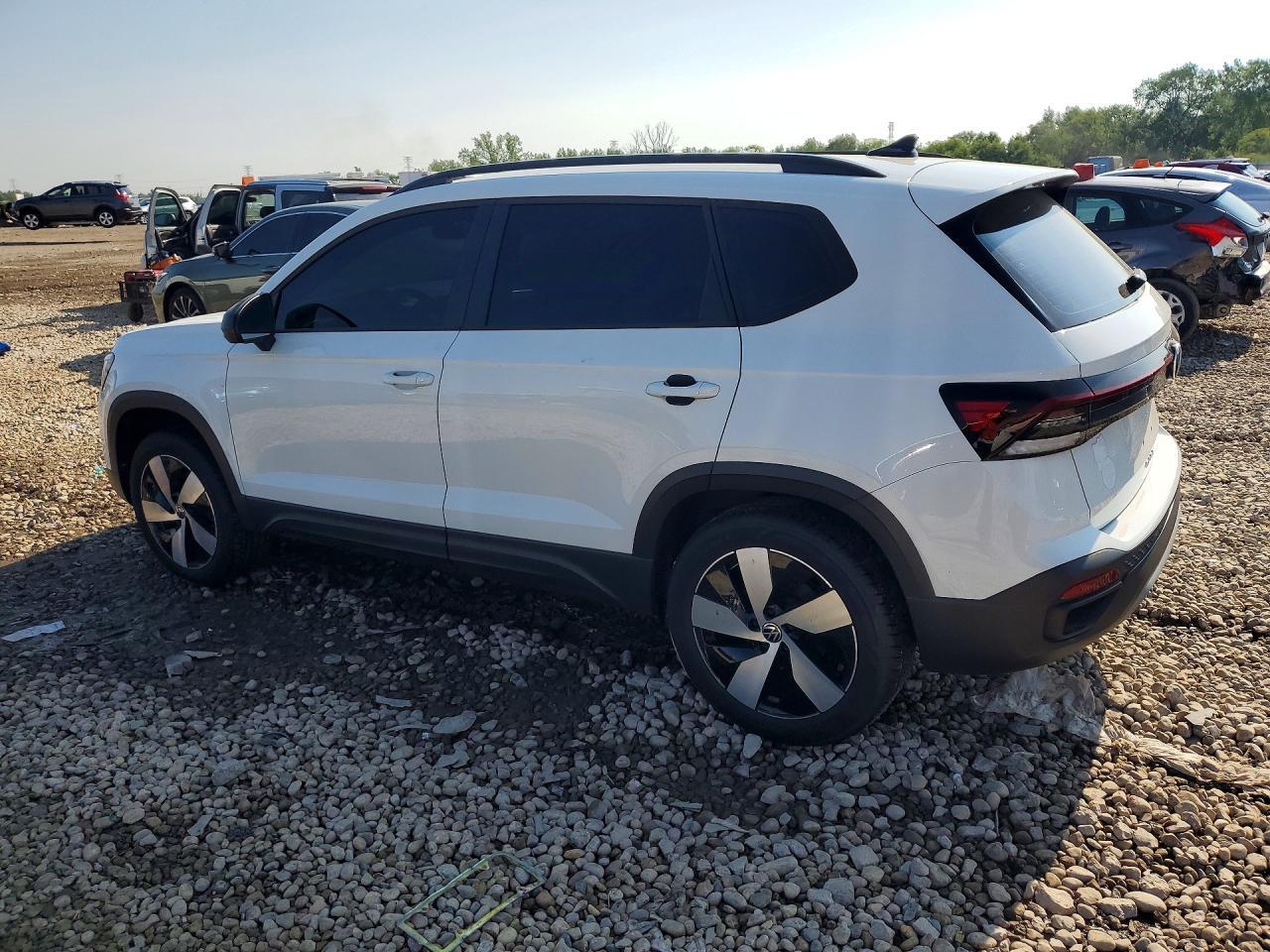 2025 Volkswagen Taos S - zdjęcie 2