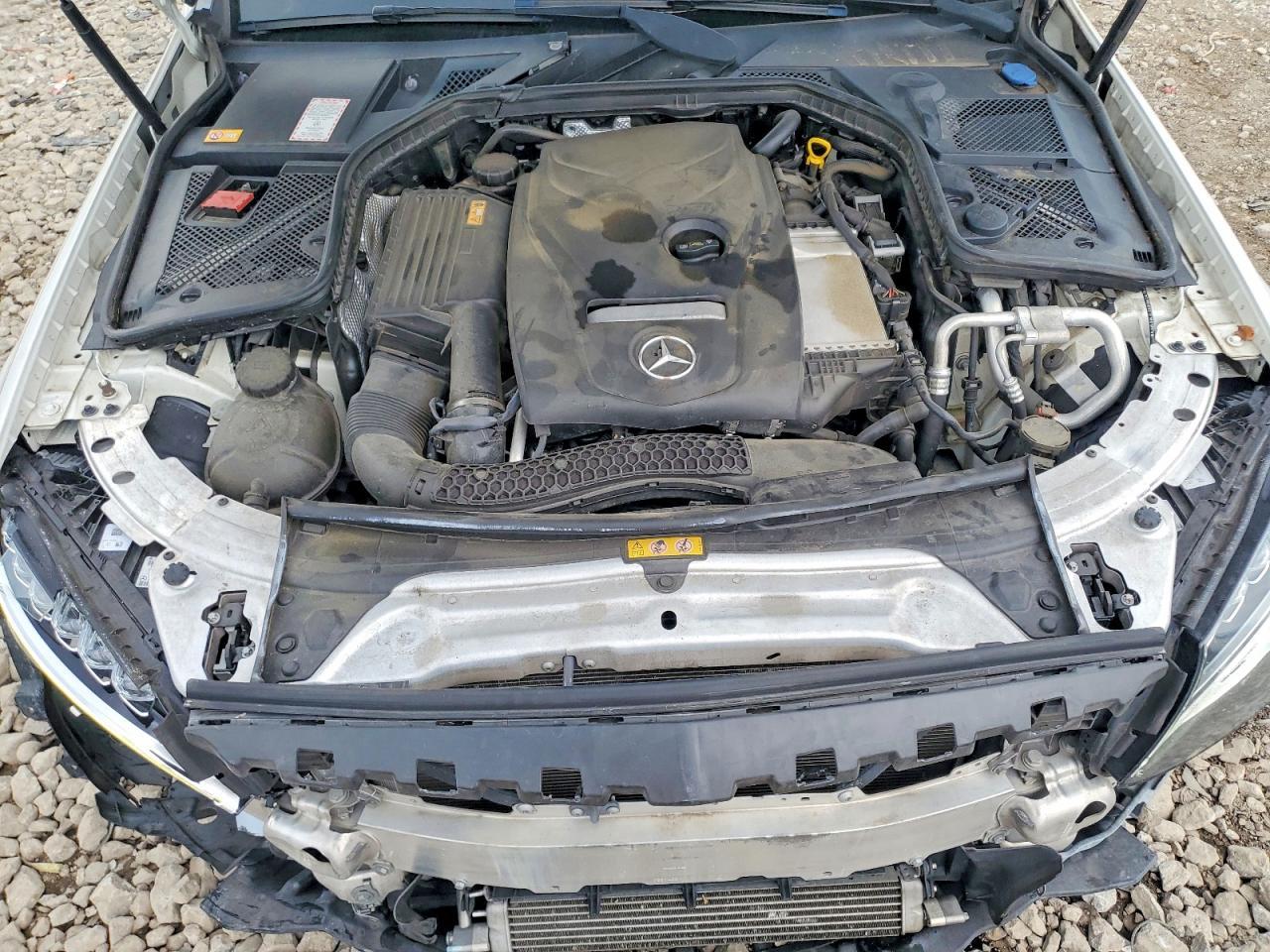 2015 Mercedes-Benz C 300 - zdjęcie 11