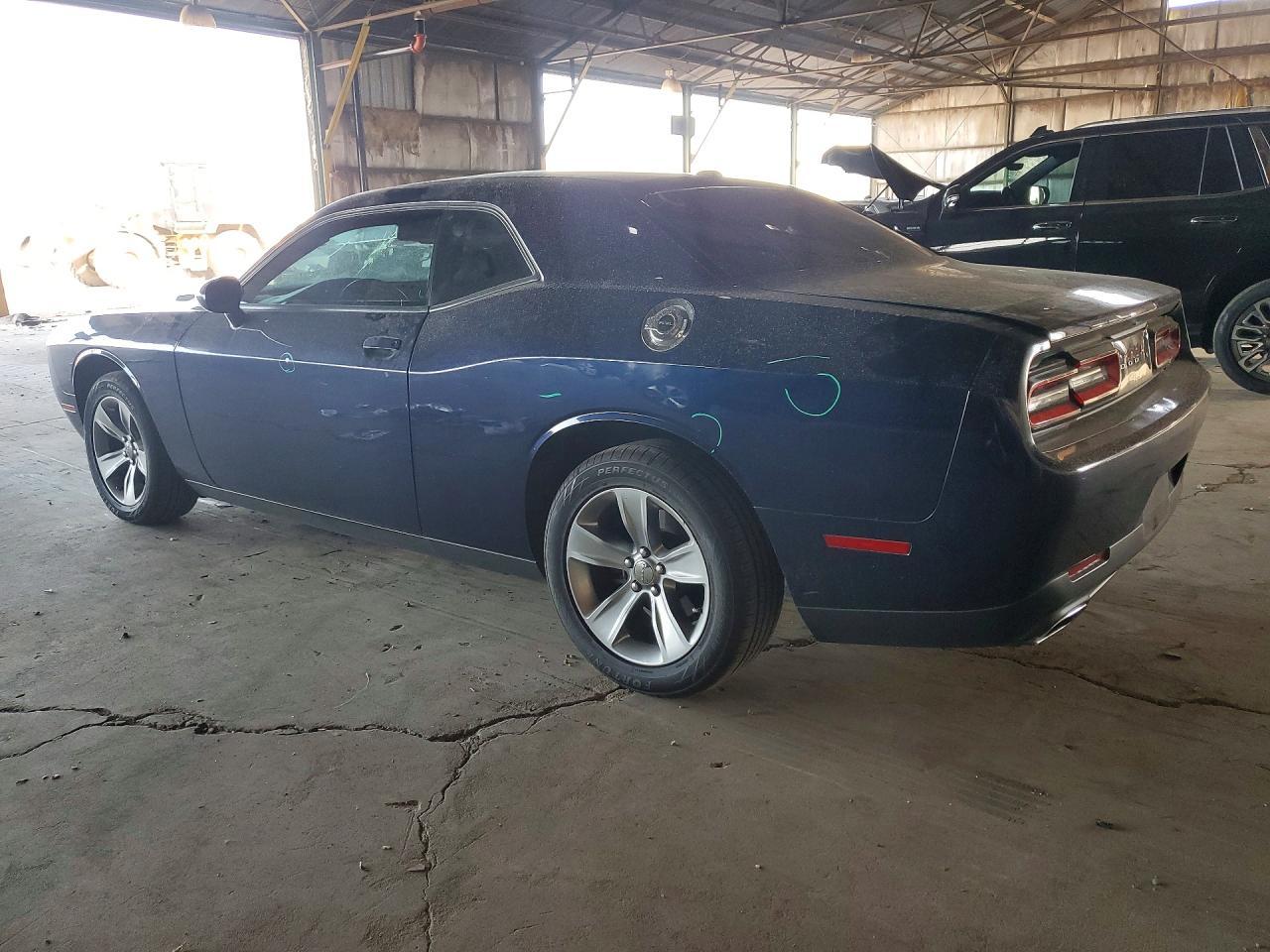 2016 Dodge Challenger Sxt - zdjęcie 2