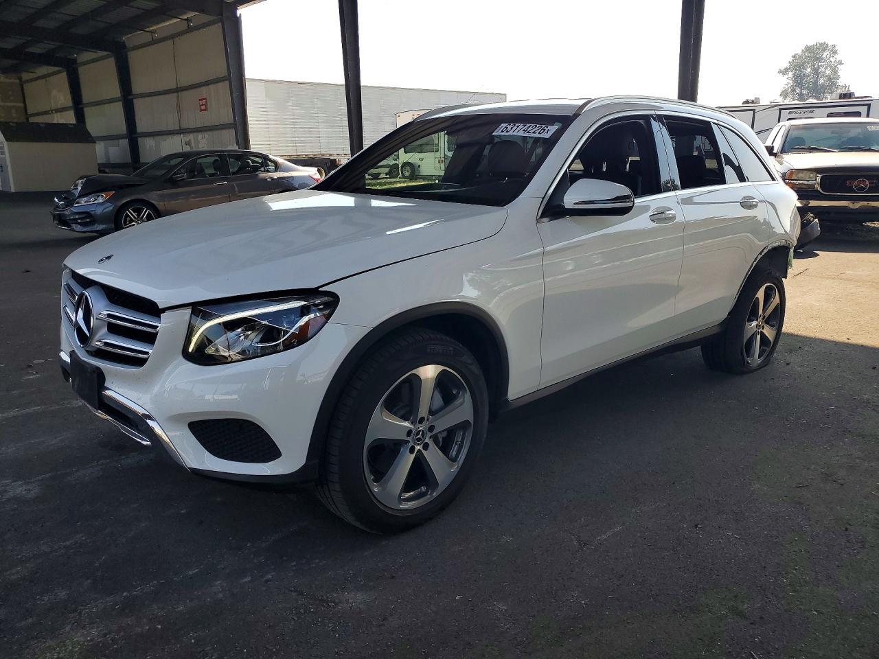 2019 Mercedes-Benz Glc 300 4Matic - zdjęcie główne