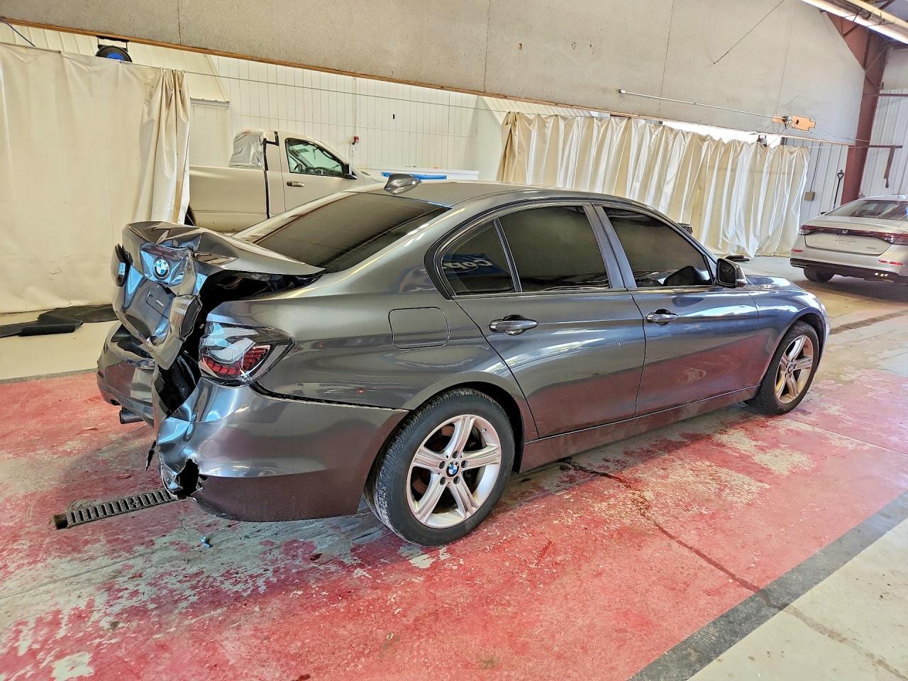 2015 BMW Seria 3 328i - zdjęcie 3