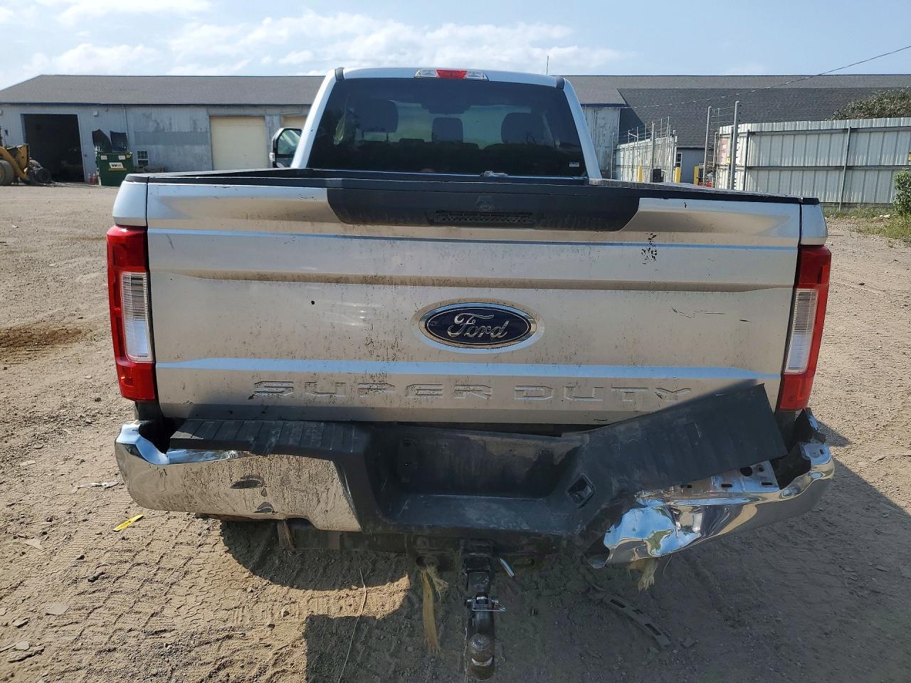 2018 Ford F250 Super Duty - zdjęcie 6