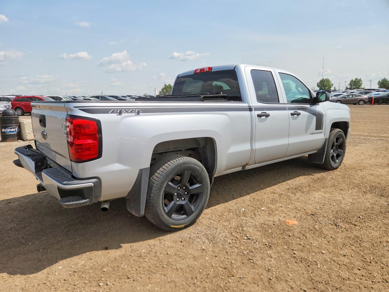 2017 Chevrolet Silverado K1500 Custom - zdjęcie 3