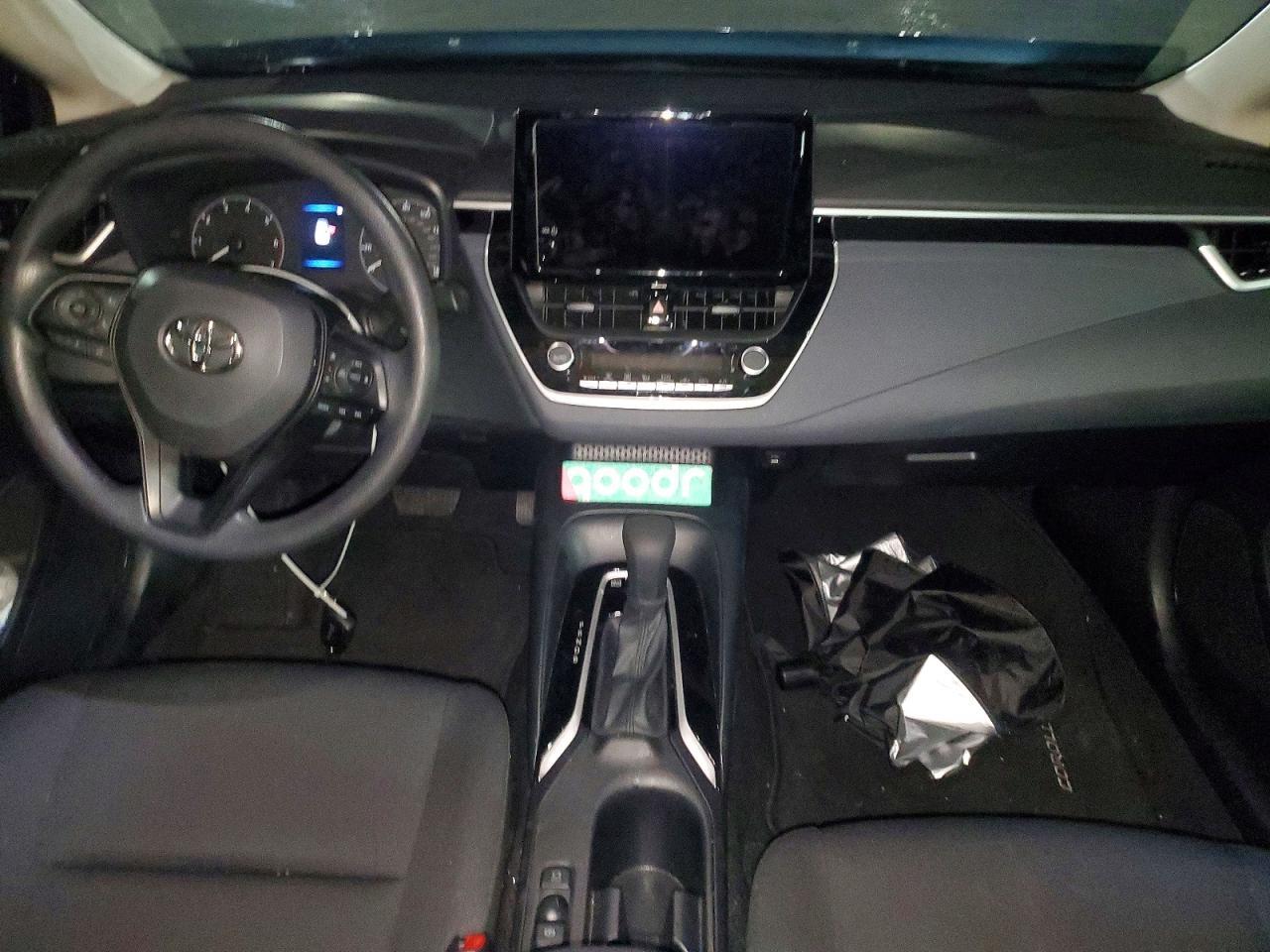 2025 Toyota Corolla Hybrid Le - zdjęcie 8