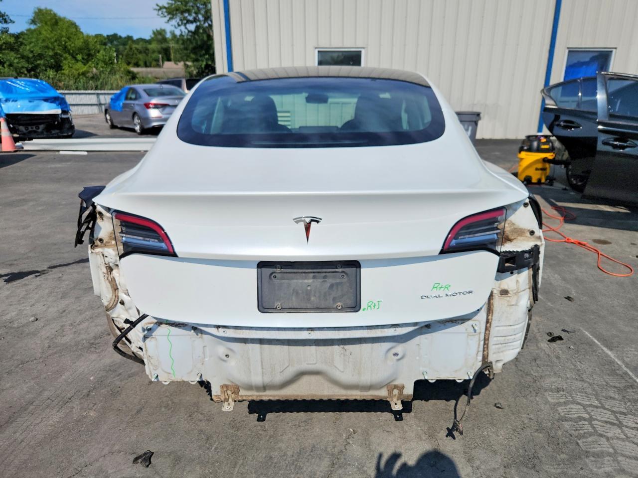 2020 Tesla Model 3 - zdjęcie 6