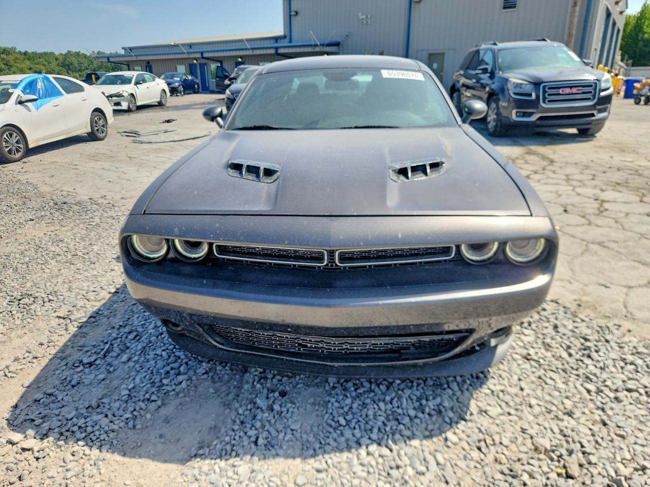2015 Dodge Challenger Sxt - zdjęcie 5