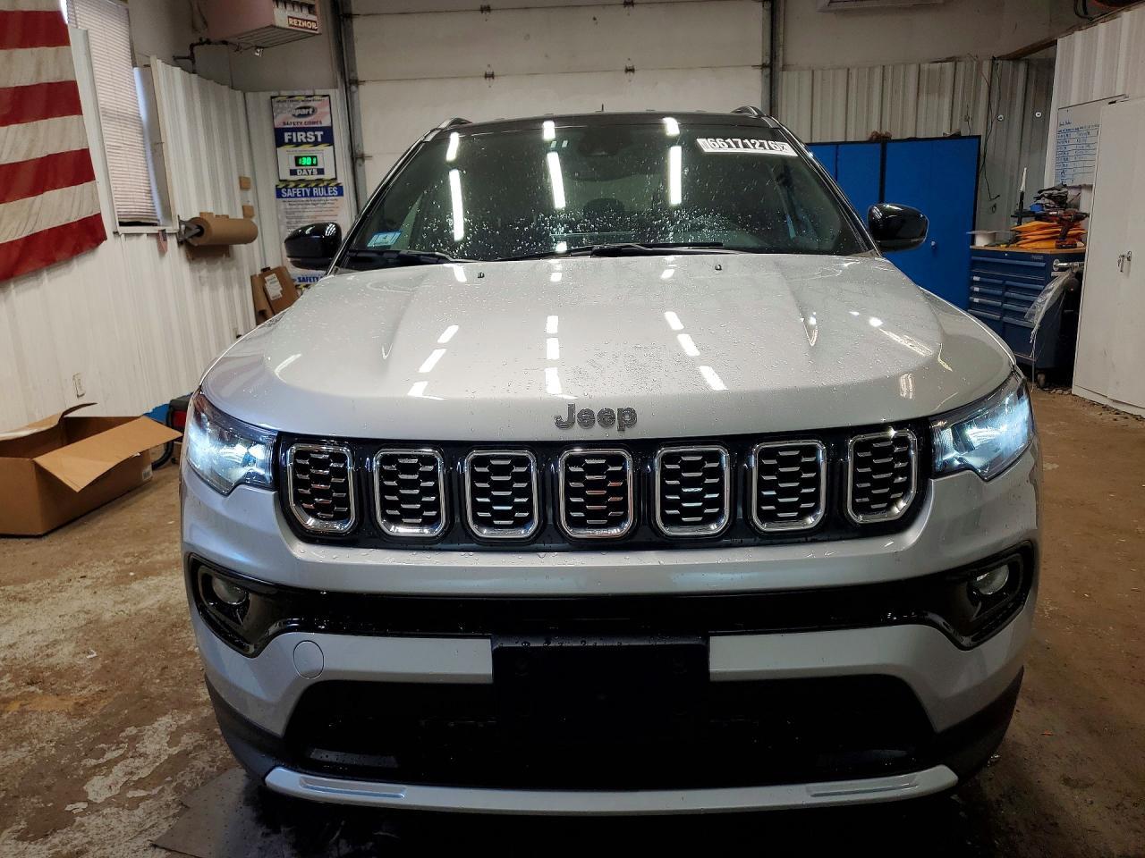 2025 Jeep Compass Limited - zdjęcie 5