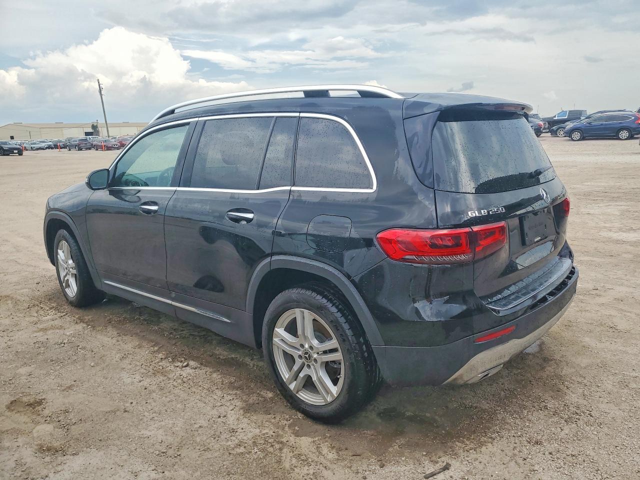 2020 Mercedes-Benz Glb 250 - zdjęcie 2