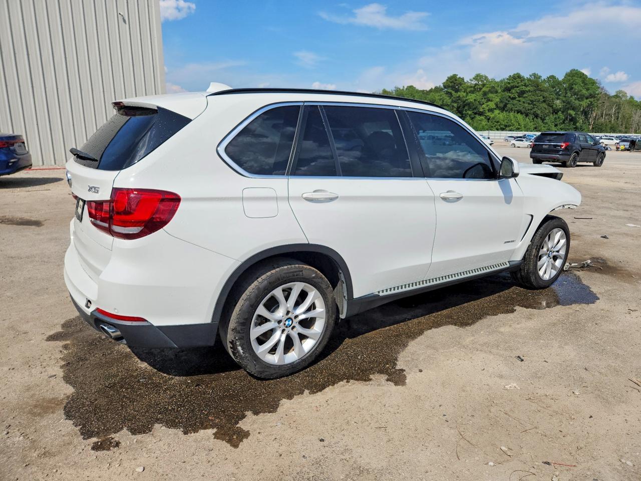 2016 BMW X5 xDrive35I - zdjęcie 3
