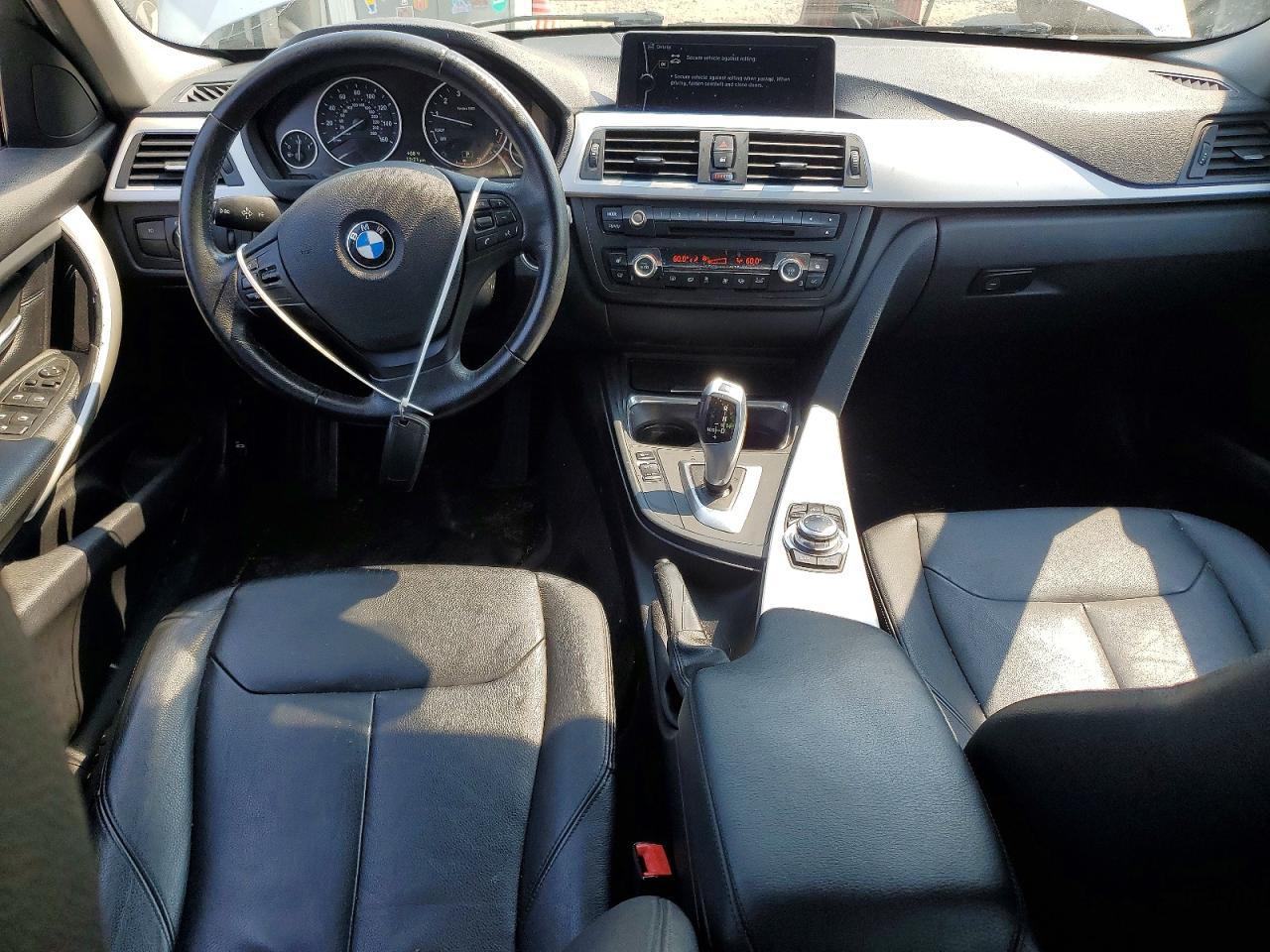 2013 BMW 328 Xi - zdjęcie 8