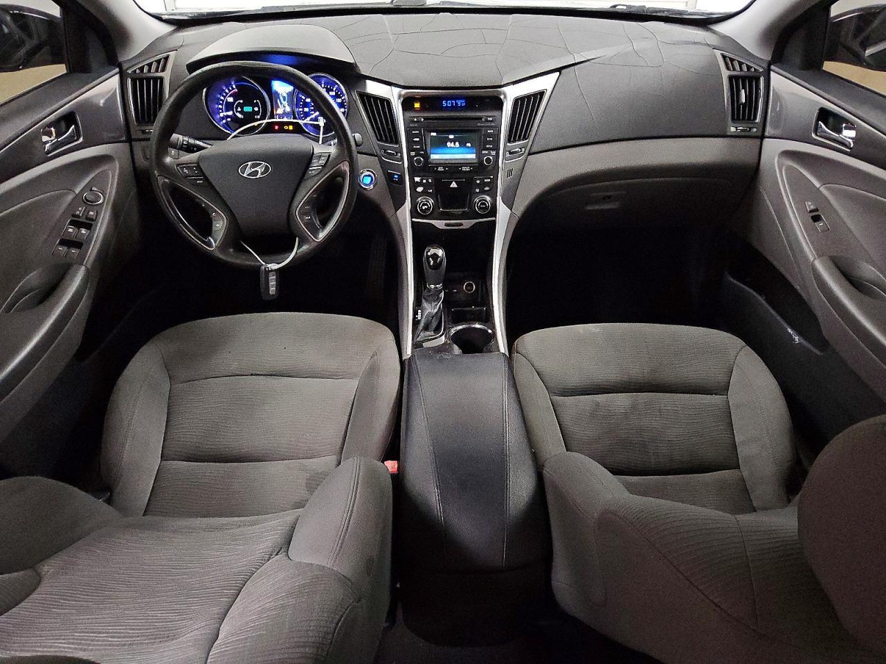 2015 Hyundai Sonata Hybrid Base - zdjęcie 8