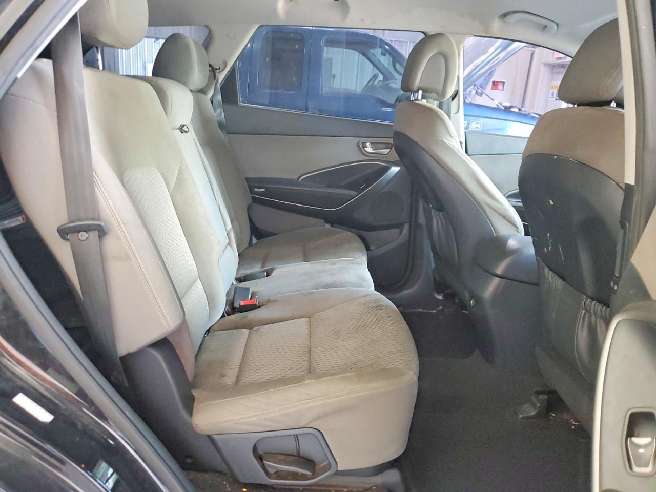 2018 Hyundai Santa Fe - zdjęcie 11