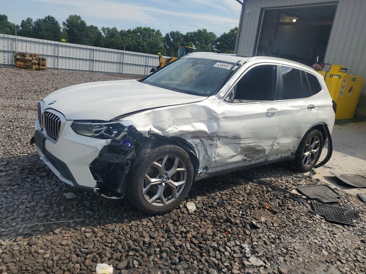 2023 BMW X3 xDrive30I - zdjęcie główne