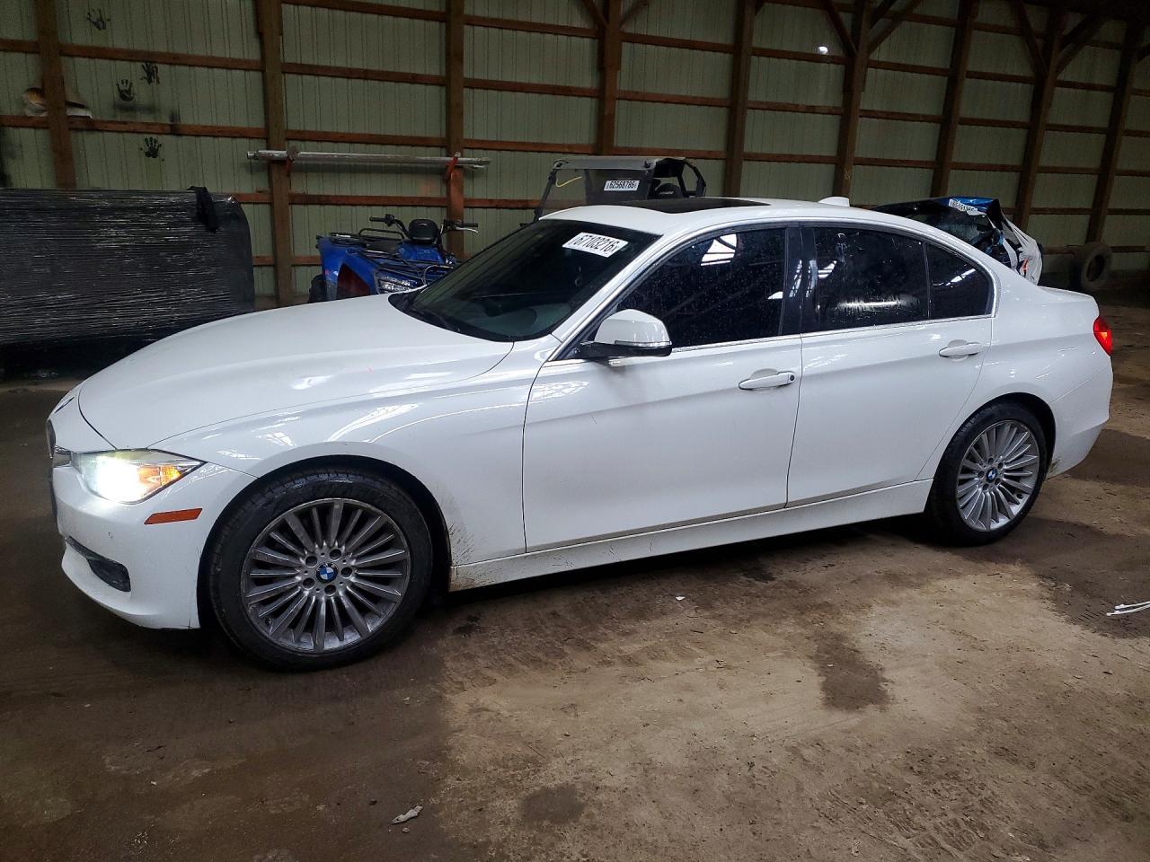 2015 BMW 328 Xi - zdjęcie główne
