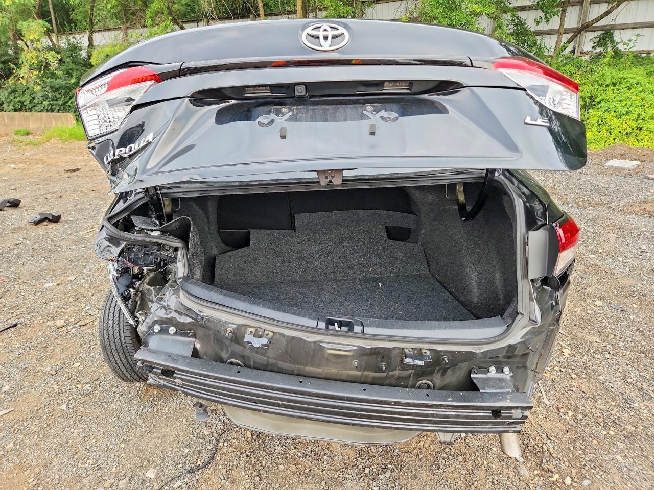 2025 Toyota Corolla Le - zdjęcie 6