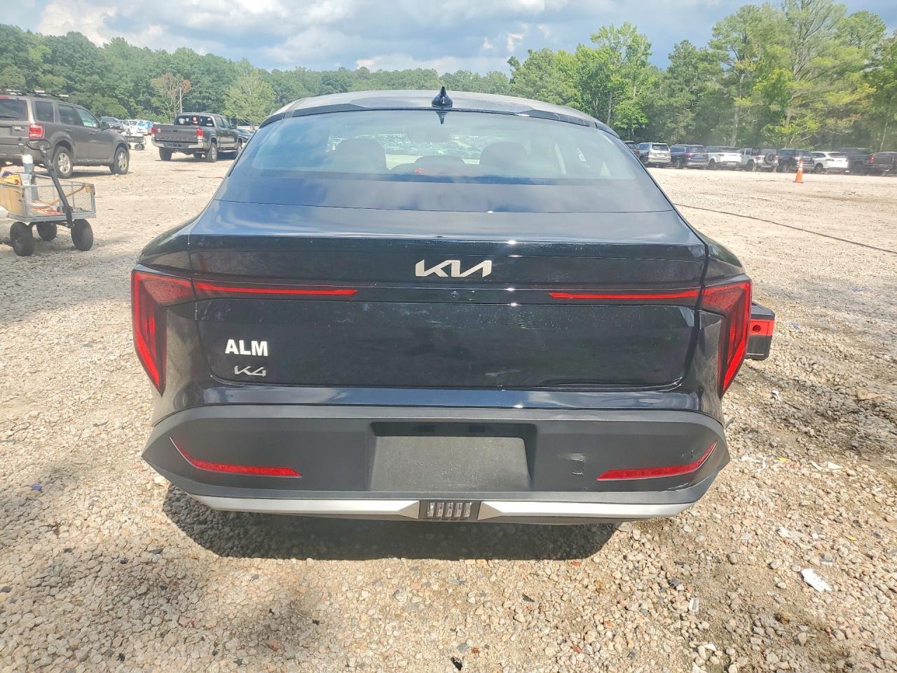 2025 Kia K4 Lx - zdjęcie 6