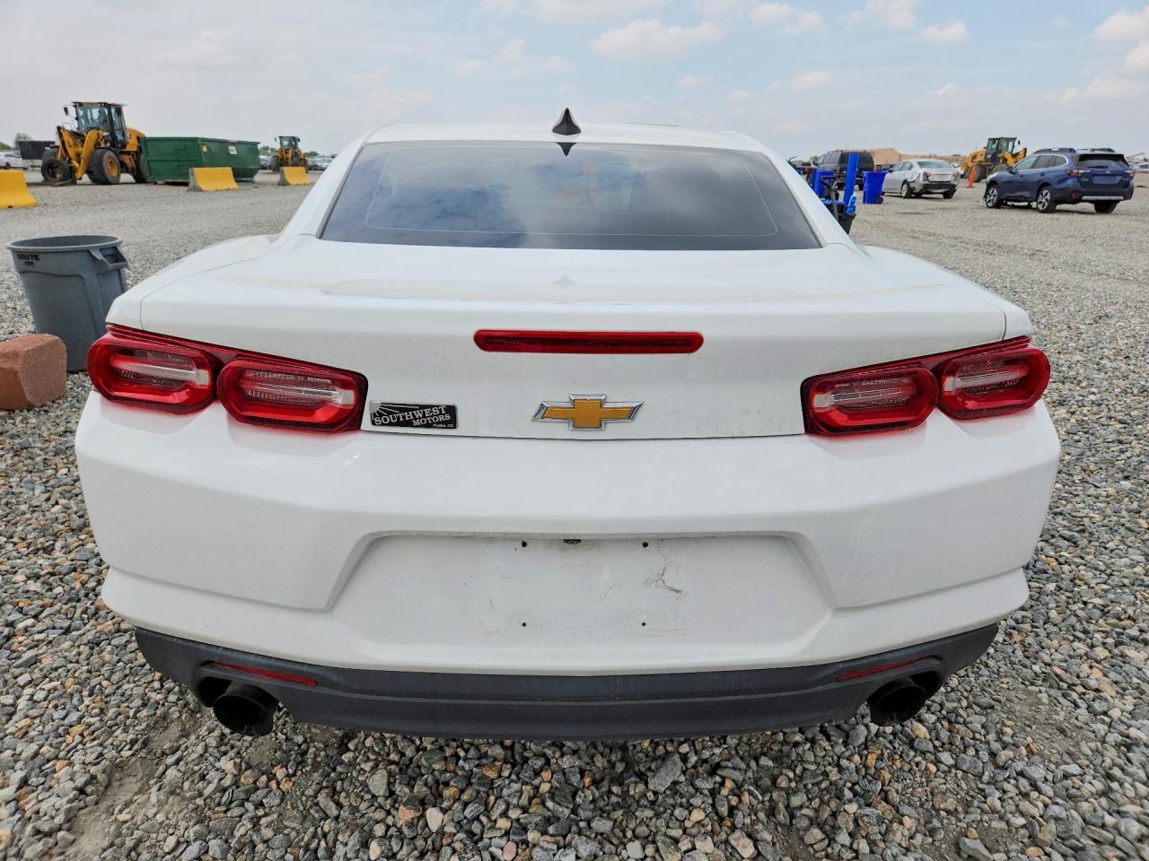 2020 Chevrolet Camaro Ls - zdjęcie 6