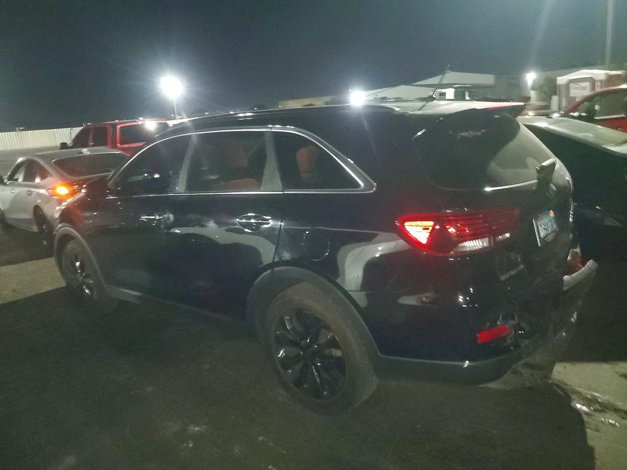 2020 Kia Sorento S - zdjęcie 2