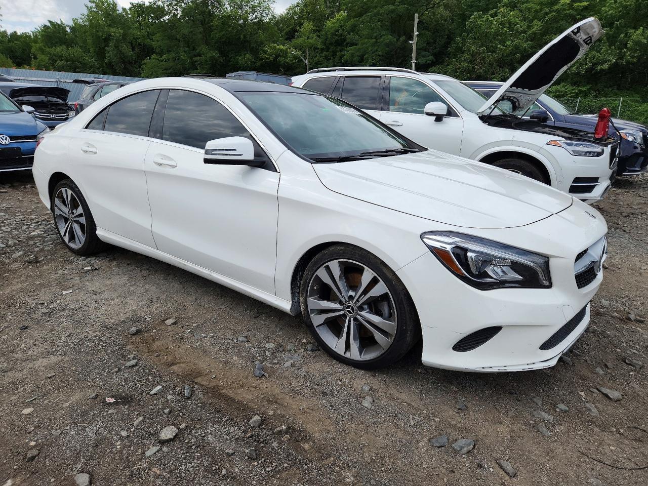 2019 Mercedes-Benz Cla 250 - zdjęcie 4