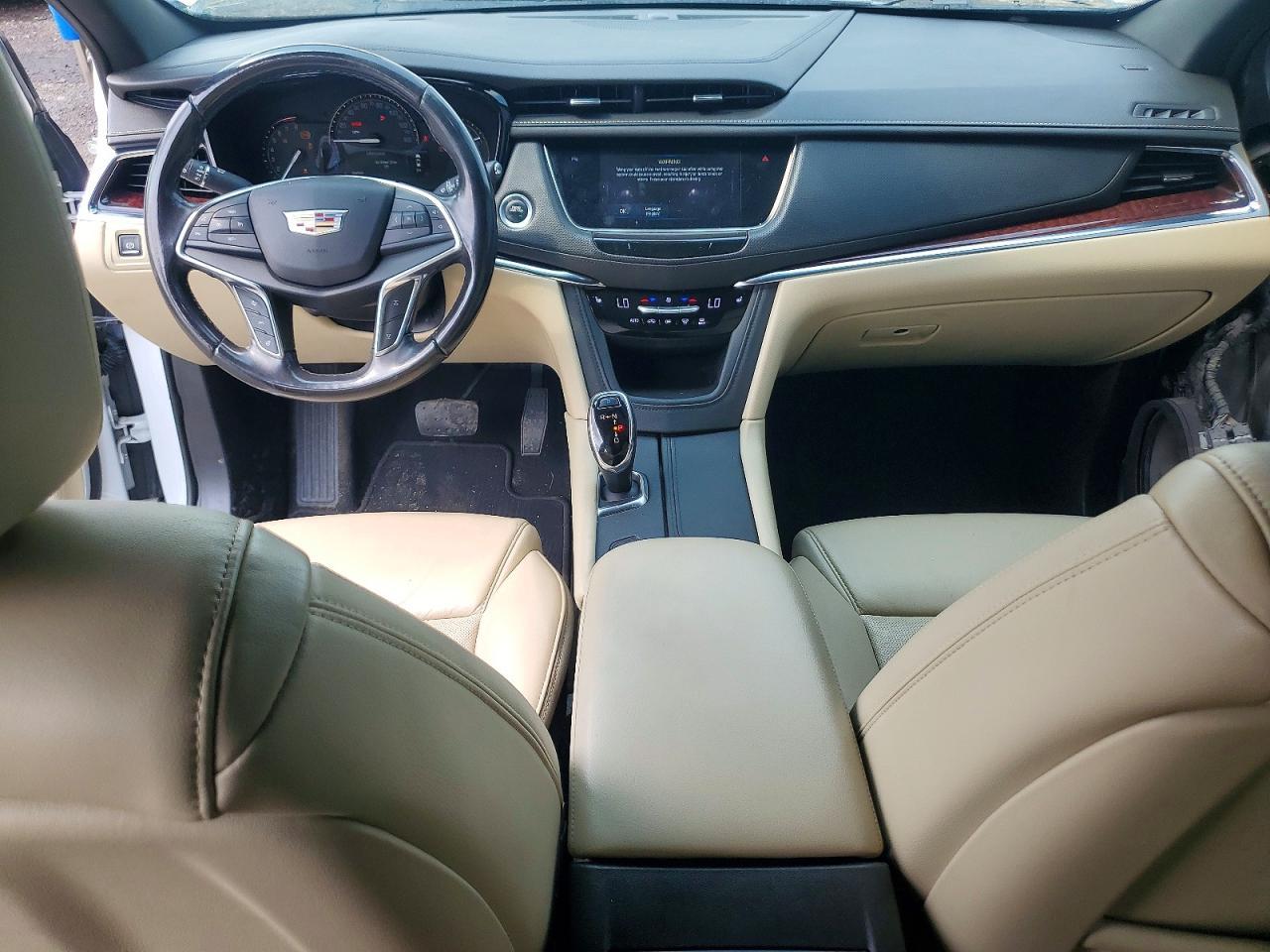 2018 Cadillac Xt5 Luxury - zdjęcie 8