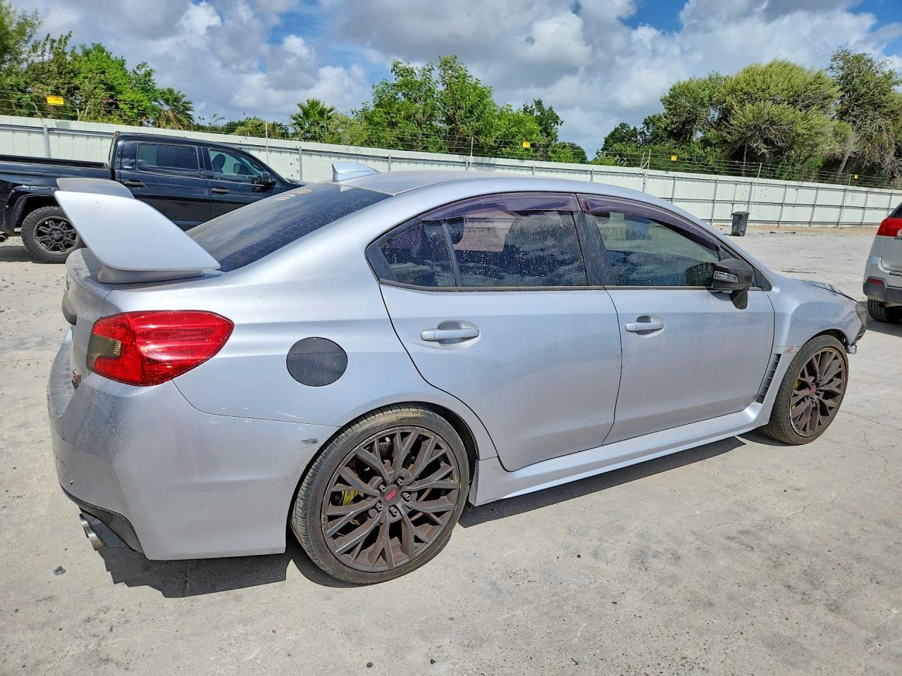 2018 Subaru Wrx Sti Limited - zdjęcie 3