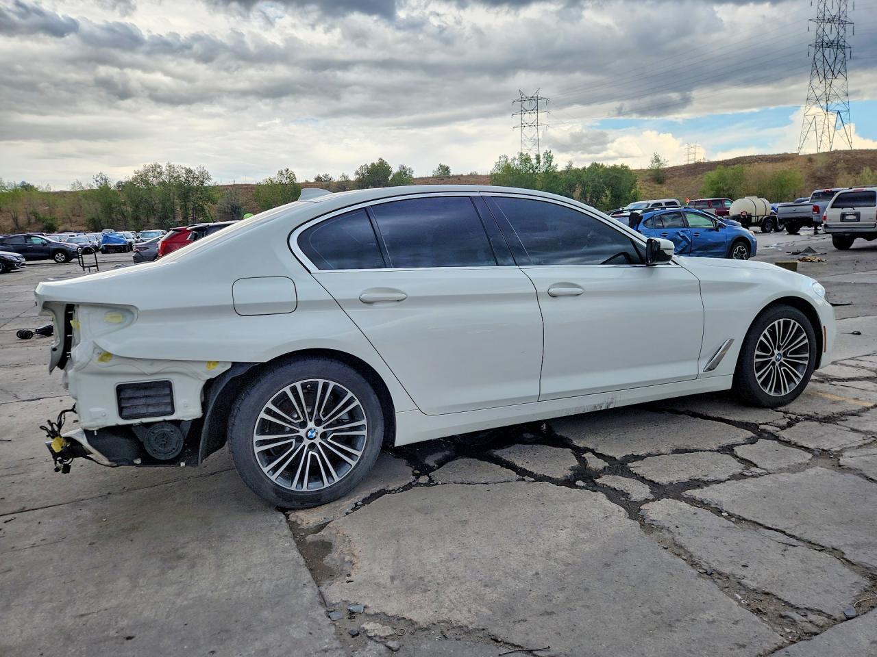 2019 BMW Seria 5 530i - zdjęcie 3