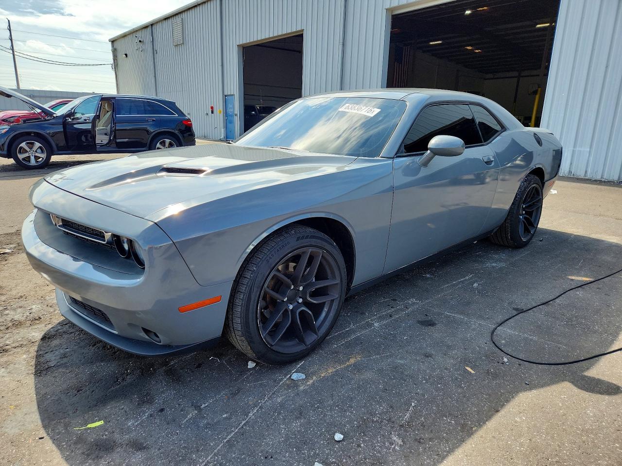 2019 Dodge Challenger Sxt - zdjęcie główne