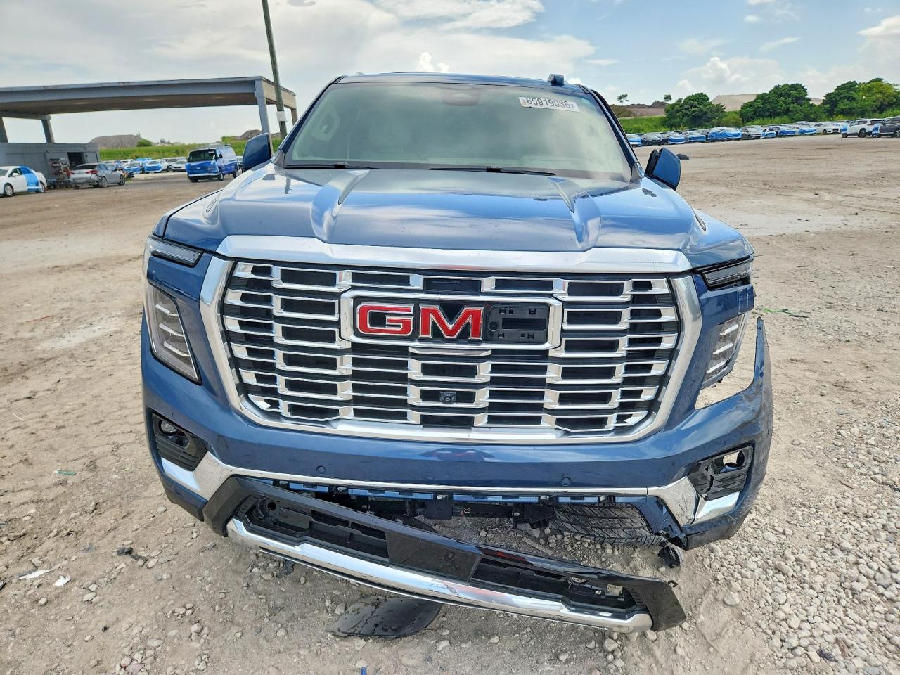 2025 GMC Yukon Xl Denali - zdjęcie 5