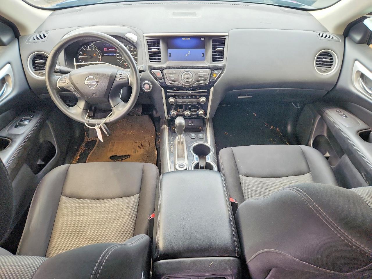 2018 Nissan Pathfinder Sv - zdjęcie 8