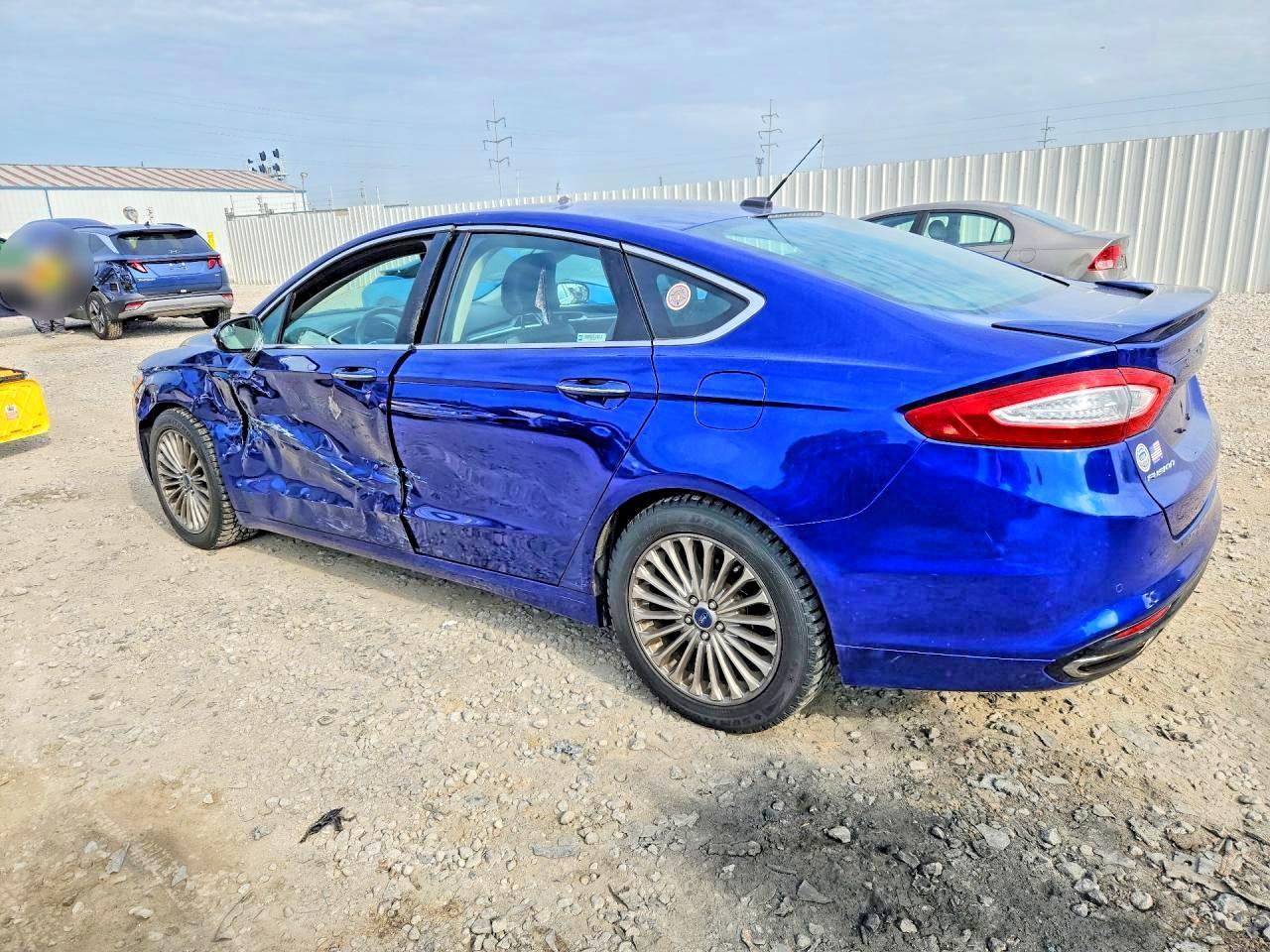 2016 Ford Fusion Titanium - zdjęcie 2