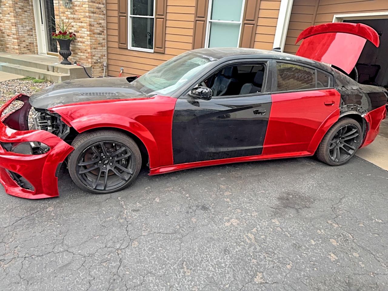 2021 Dodge Charger Srt Hellcat - zdjęcie 2
