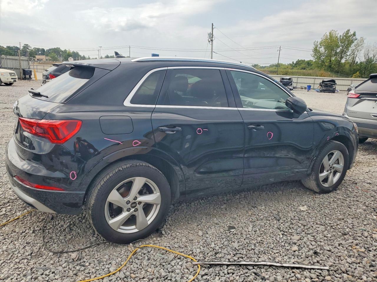 Audi Q3 - zdjęcie 3