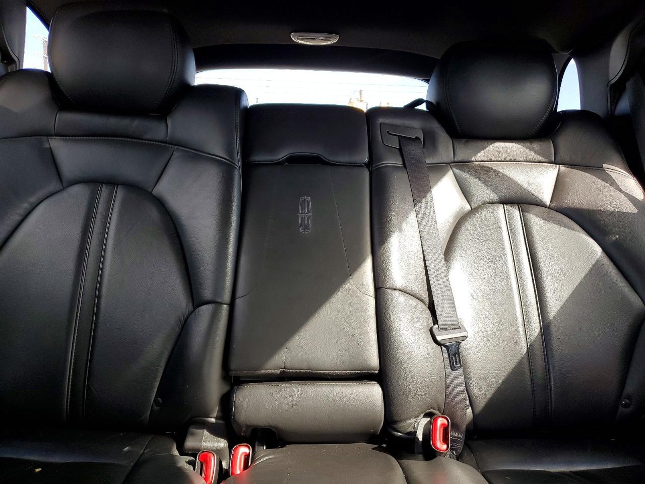 2014 Lincoln Mkt - zdjęcie 10