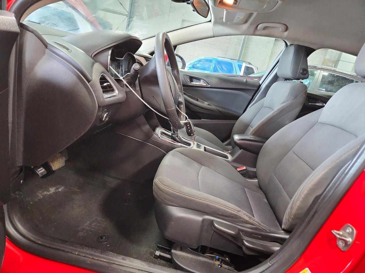 2017 Chevrolet Cruze Ls - zdjęcie 7