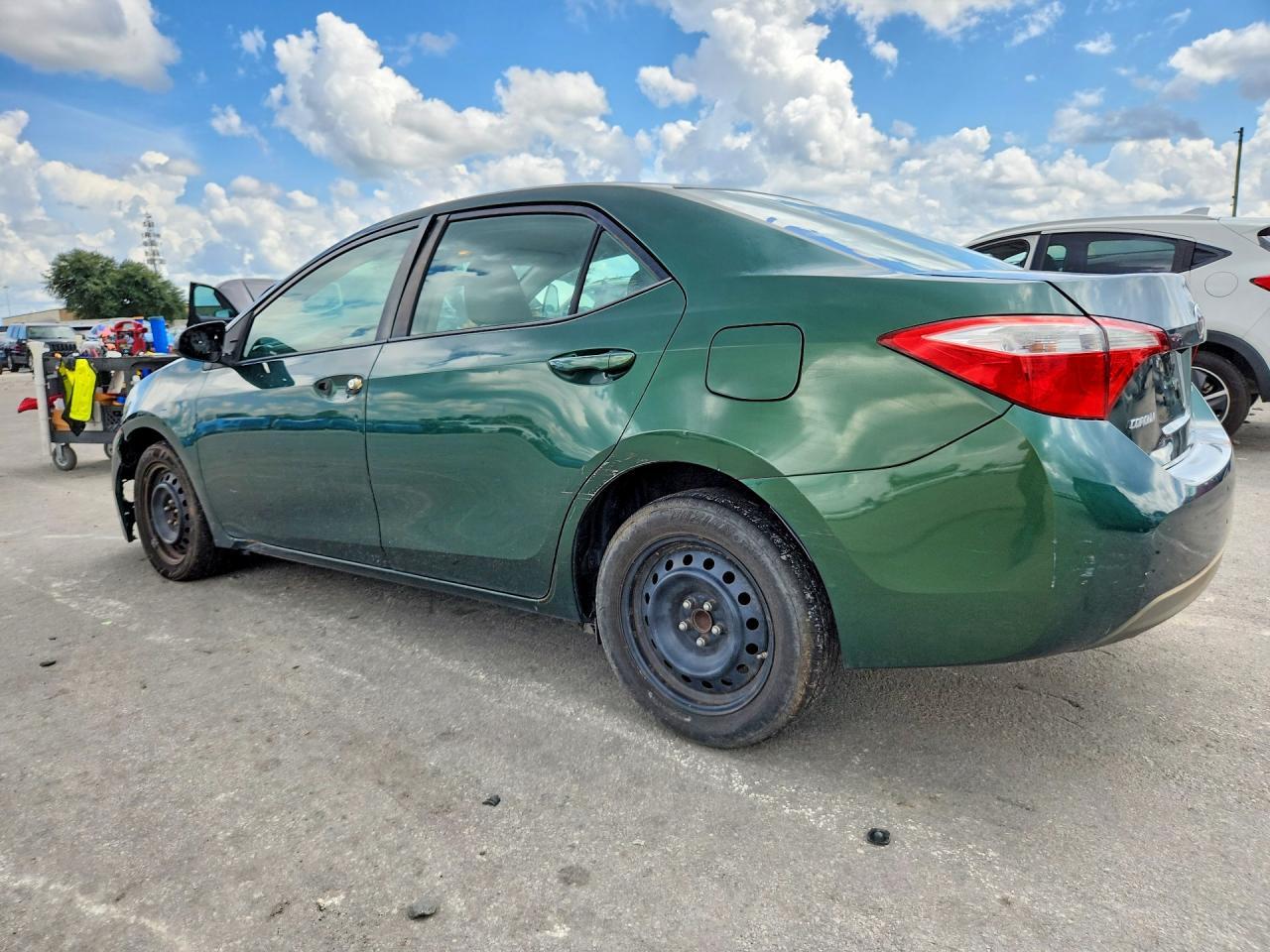 2016 Toyota Corolla Le - zdjęcie 2