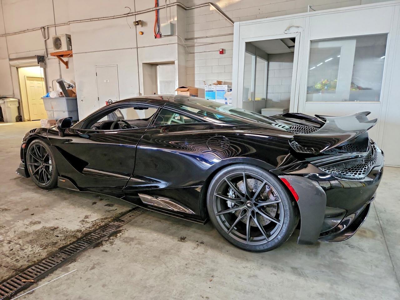 2021 Mclaren Automotive 765Lt - zdjęcie 2