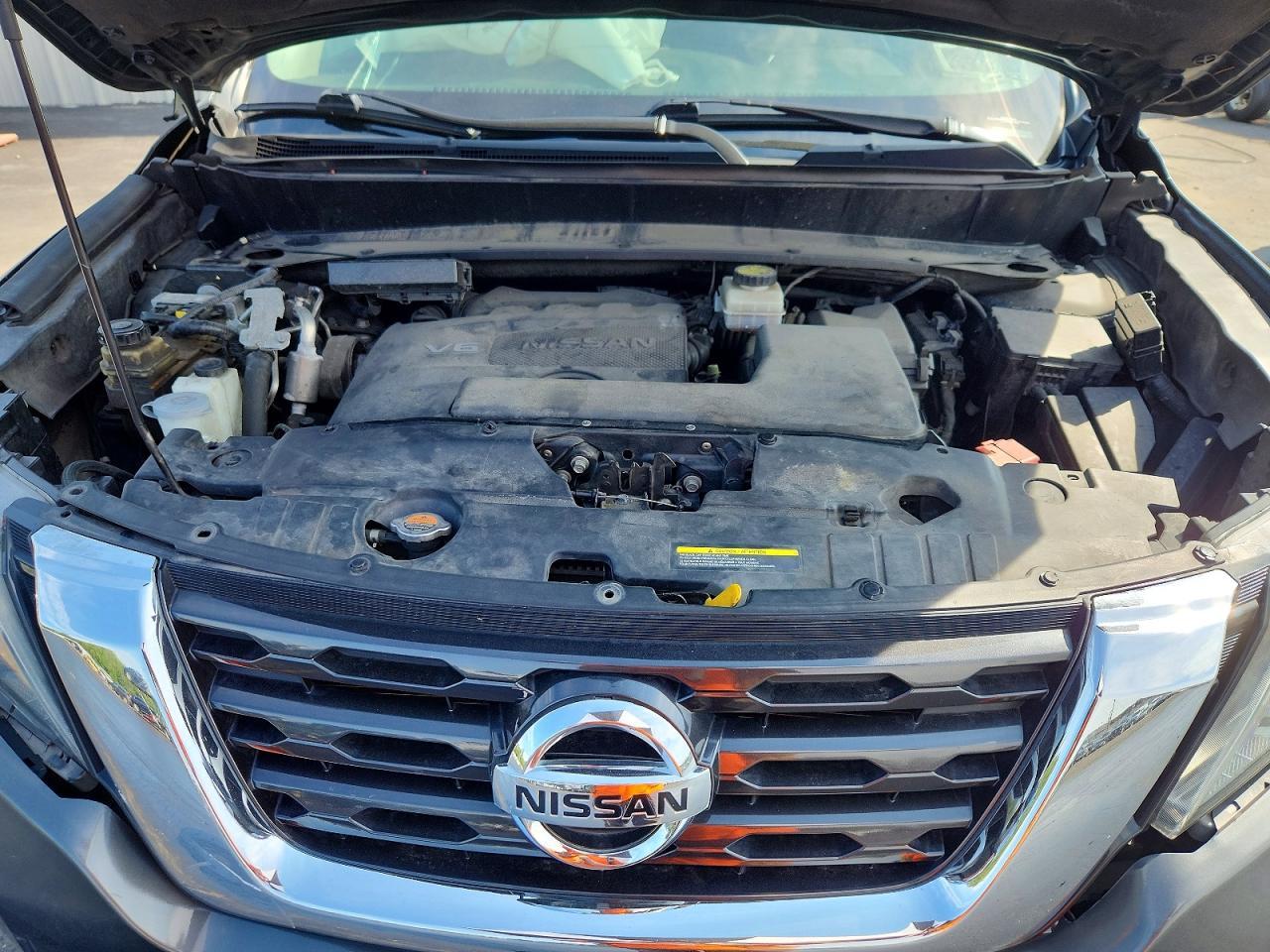 2018 Nissan Pathfinder Sv - zdjęcie 12