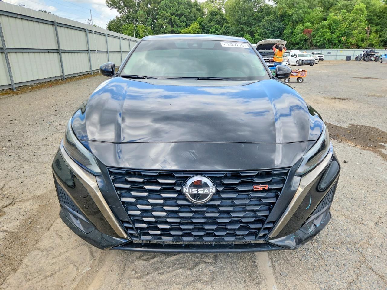 2023 Nissan Altima Sr - zdjęcie 5
