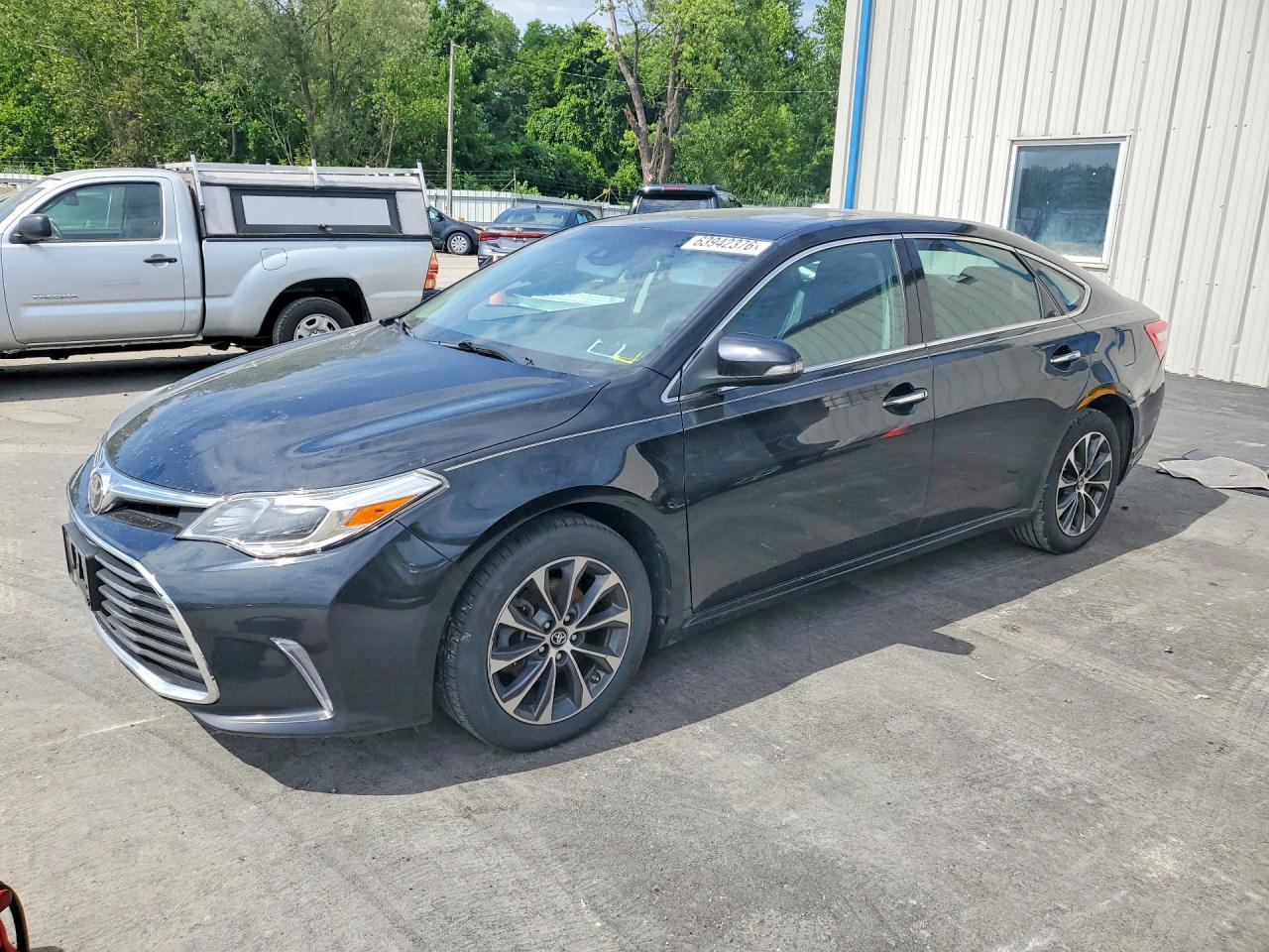 2017 Toyota Avalon Xle Plus - zdjęcie główne