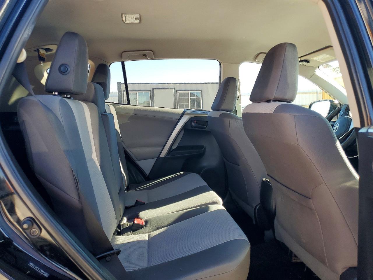 2013 Toyota Rav4 Le - zdjęcie 10