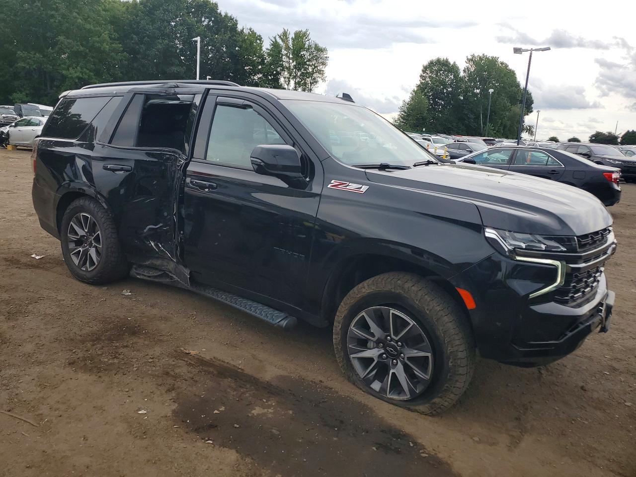 2022 Chevrolet Tahoe K1500 Z71 - zdjęcie 4