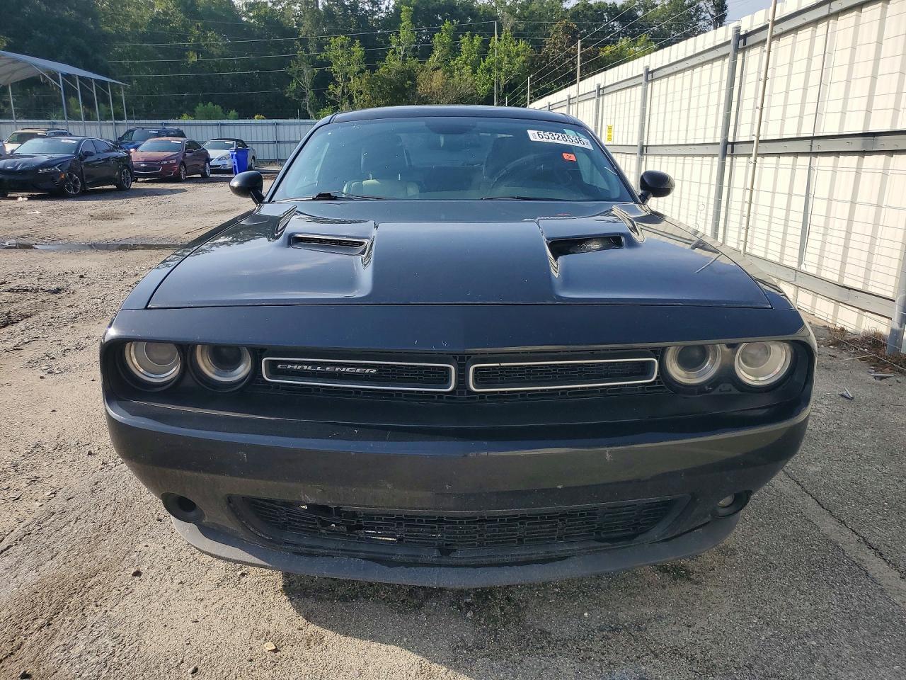 2015 Dodge Challenger Sxt - zdjęcie 5