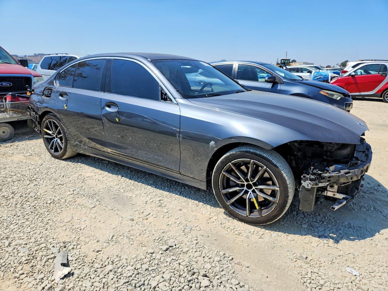 2020 BMW 330I - zdjęcie 4