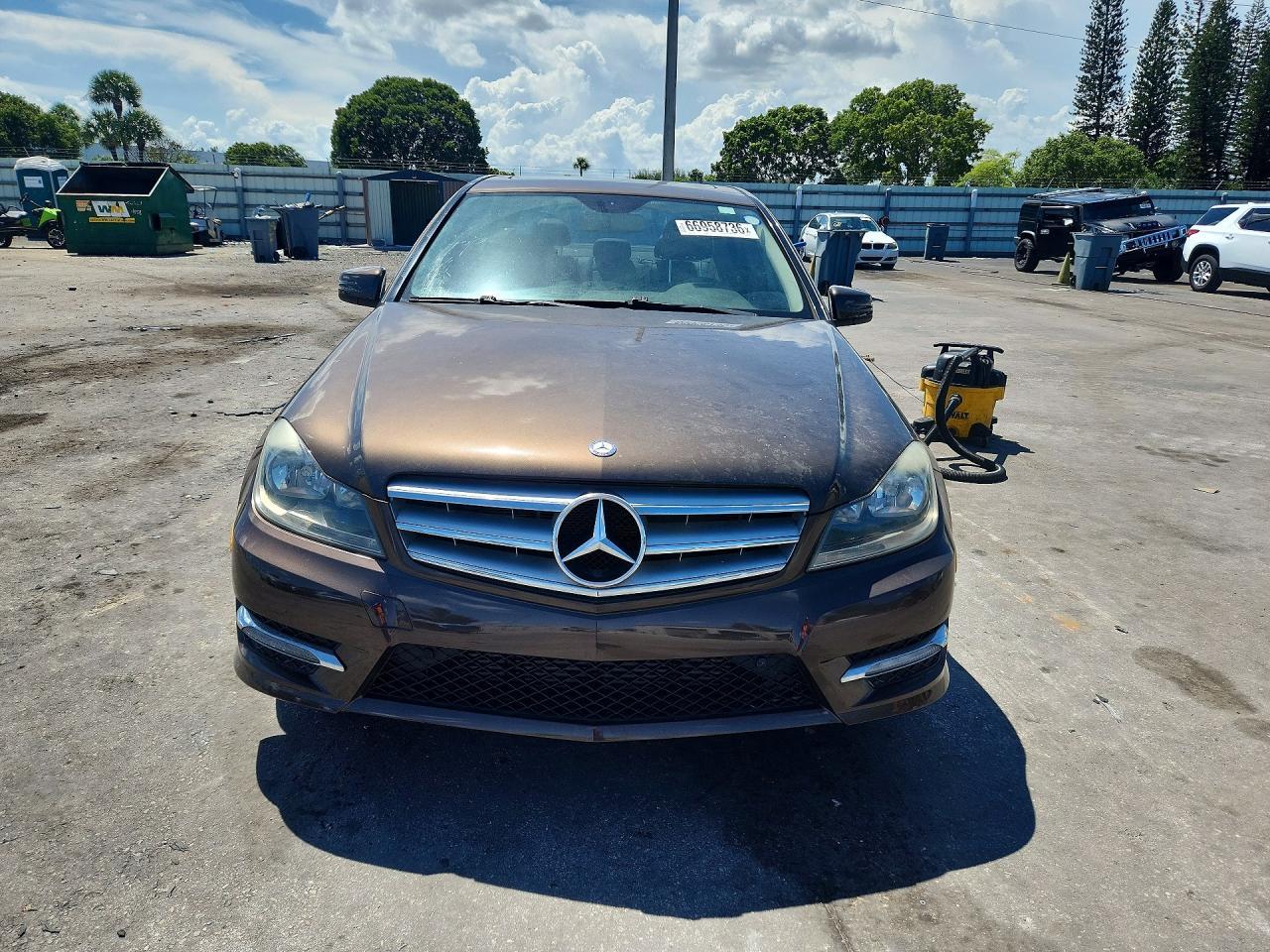 2013 Mercedes-Benz C 250 - zdjęcie 5